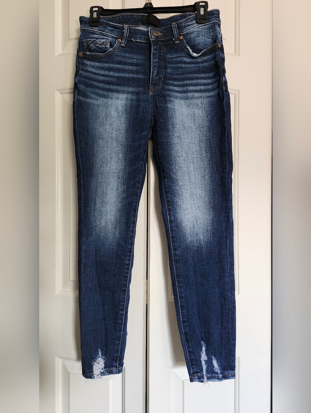 Buckle Women's Skinny Jeans - Dark Blue Denim with Faded Wash